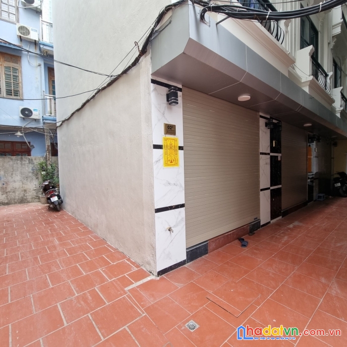 Bán gấp nhà đẹp phương canh sân rộng thoáng tặng nội thất dt 31m 5t giá 3 tỷ