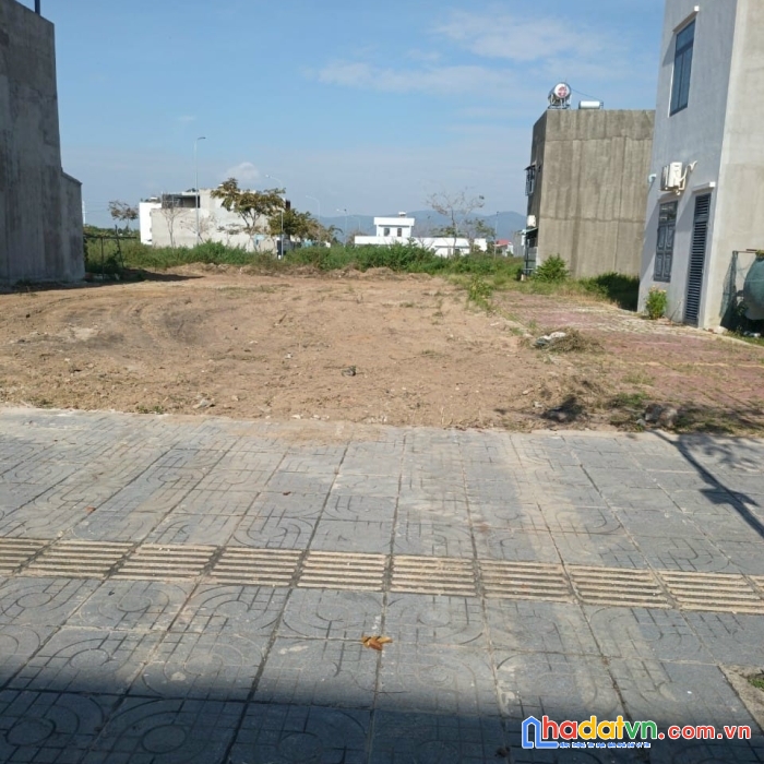 Bán lô đất góc thoát hiểm đường nguyễn minh khanh khu tdc bắc hương lộ 10 p, lomng tâm tp bà rịa