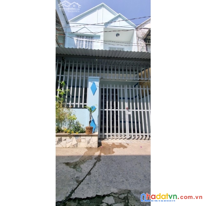 Chính chủ cần bán căn nhà mới ngay gần chợ hưng long - cần giuộc - long an