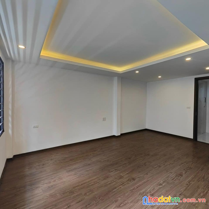 Cho thuê liền kề mới đẹp nguyễn xiển , hoàng mai 80m 5 tầng ngõ ô tô tránh , vỉa hè rộng