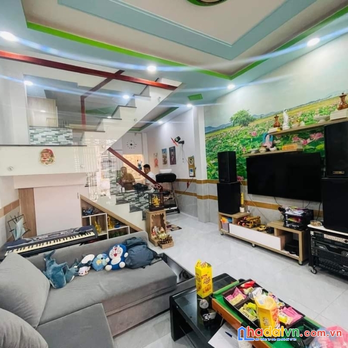 Chủ gấp bán nhà mới đẹp tặng nội thất phạm văn bạch p15 q tân bình
