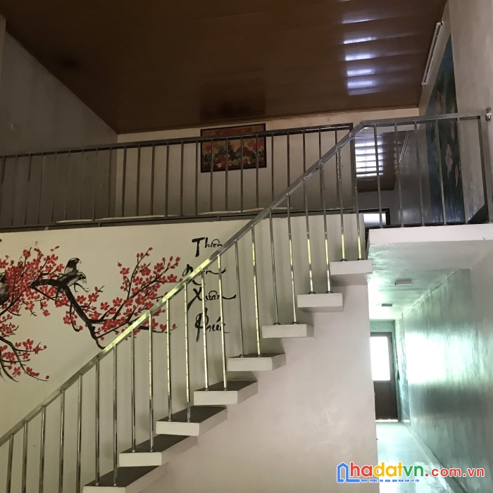 Bán đất tặng nhà 2 tầng sẵn về ở gần kcn nội bài ô tô đỗ cửa.