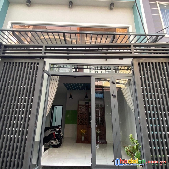 Mặt tiền kinh doanh nhà thuê nguyên căn

nguyễn thành hiến  f18 q4- 12 triệu