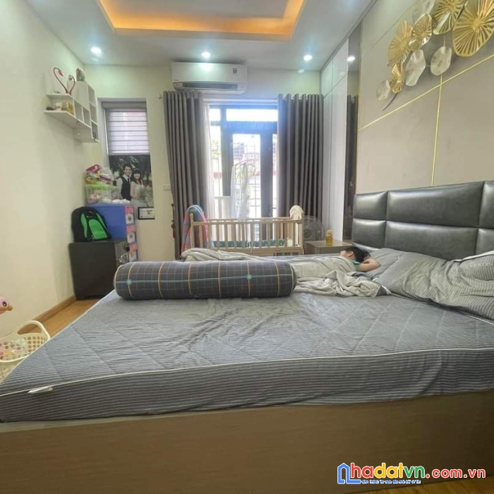 Phạm văn đồng, nhà  rộng, dân xây, view vườn hoa, ô tô gửi , 3.6 tỷ - 0971219096