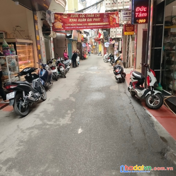 Bán gấp nhà lê quang đạo nhà đẹp lô góc gần phố dt 40m giá 4 tỷ