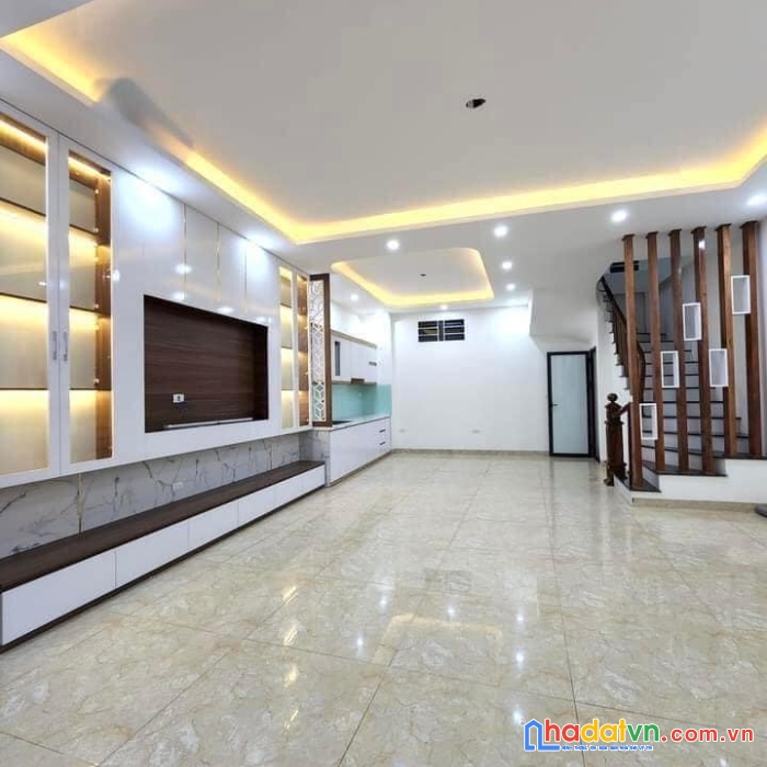 Bán nhà mới định công 50m2 x5t,ngõ rộng,thoáng,giá chỉ 4,2 tỷ