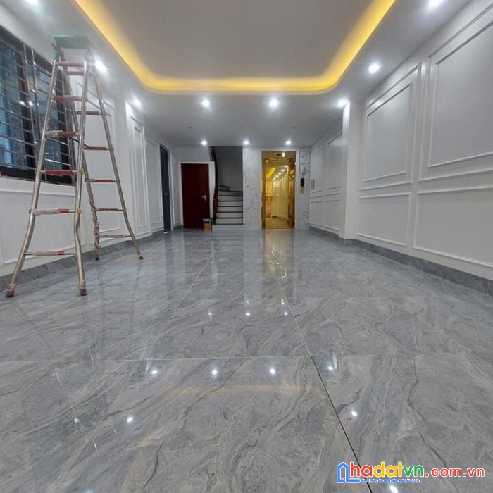Siêu hiếm, hót. bán nhà 7 tầng thang máy 68m2 gần sát mặt phố trần duy hưng, cầu giấy. gía 14.5 tỷ
