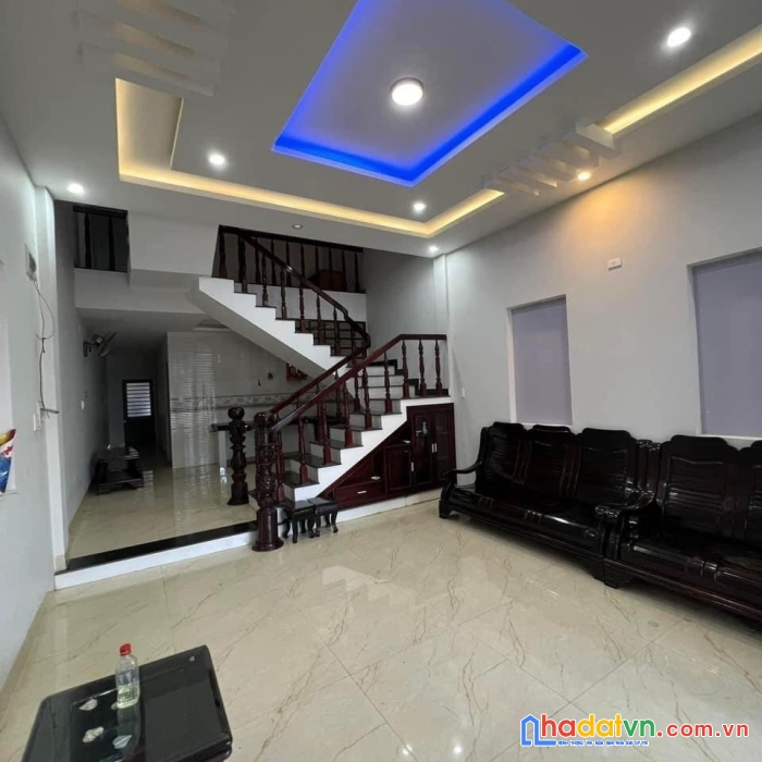 Sụp hầm nhà 3 tầng ngay trung tâm quận cẩm lệ 95m2 chỉ 4 tỷ hơn