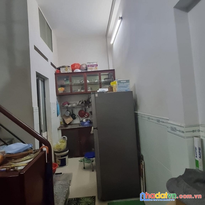 Xe hơi đỗ cửa- nhà nhỏ xinh - lâm văn bền - f.tân kiểng- chỉ 3,4 tỷ.