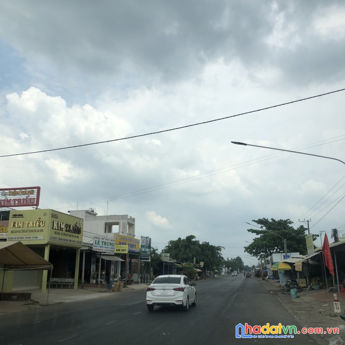 Bán đất gần chợ tân phong ql 22b