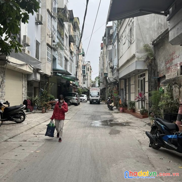 Bán nhà ngô thì nhậm_hà đông 45m2 5 tầng_ lô góc_ gara kd_ giá 5 tỷ
