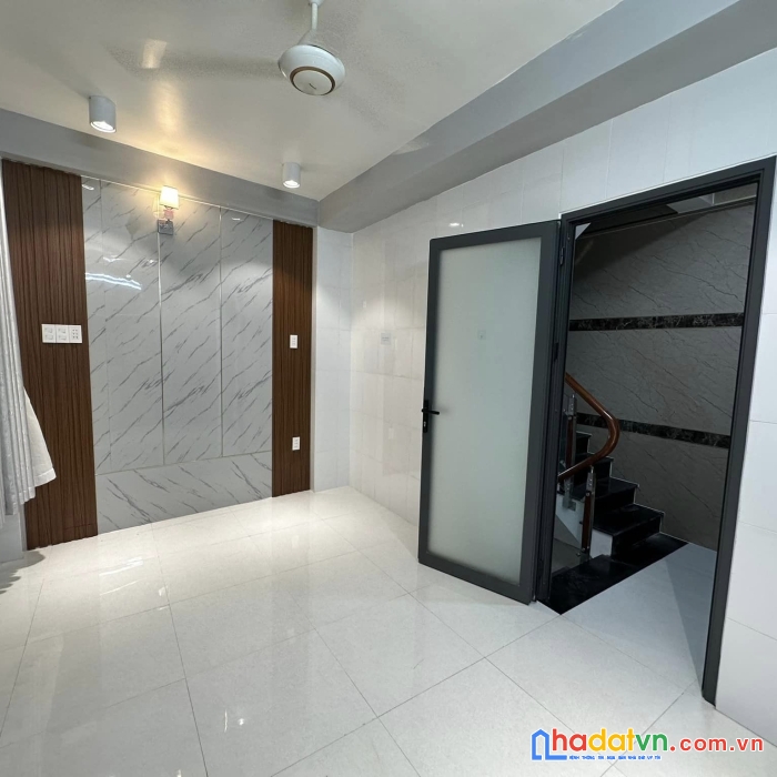 Chính chủ cần bán nhà đường huỳnh văn bánh, q. phú nhuận, hcm - 4,6 tỷ