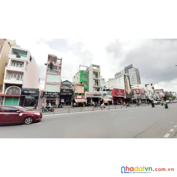 Nhà 5 tầng mặt tiền đường dương bá trạc p1q8 giá : 38.6 tỷ