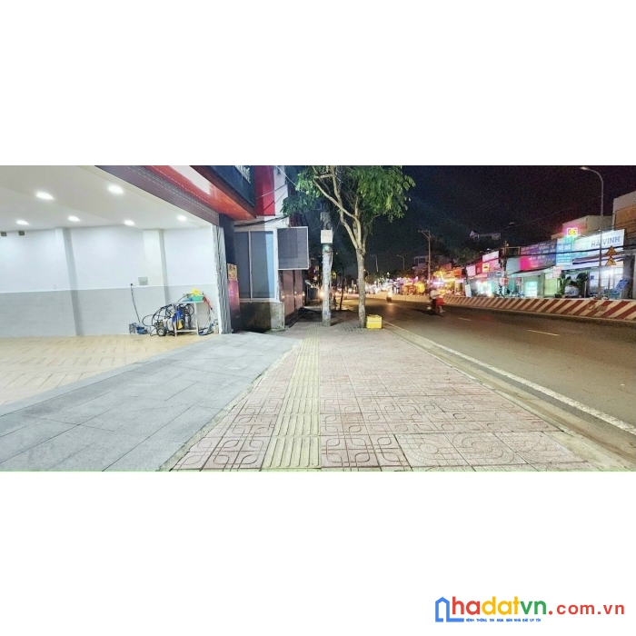 Bán nhà hoặc cho thuê- mặt tiền huỳnh tấn phát, phú mỹ, quận 7