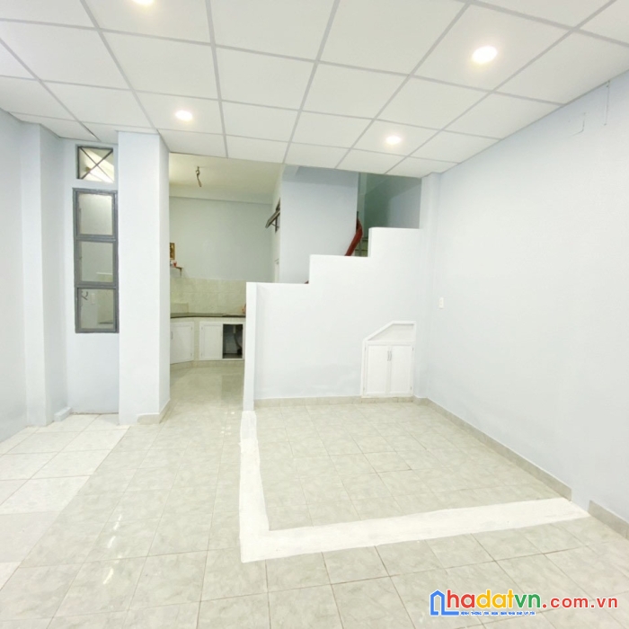 Bán gấp nhà coop mart quang trung. 57m2, hẻm 3m, 2tầng. chỉ nhỉnh 3 tỷ