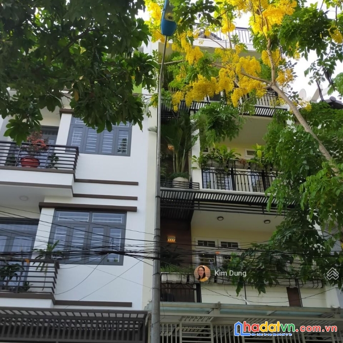 Chính chủ giảm 500tr -bán nhà đẹp hẻm xe hơi sát mặt tiền quang trung phường 12 gò vấp 4lầu đúc 6tỷ