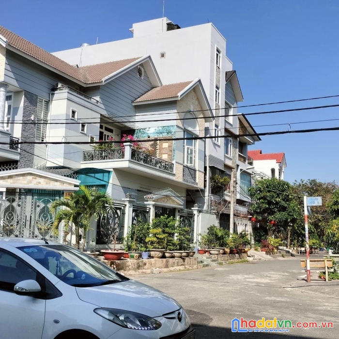 Bán nhà biệt thự mặt tiền nb tạ quang bửu quận 8, ngang 7x20, 3 tầng, 139 m2, 11 tỷ 8.