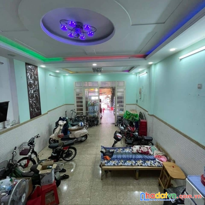 Bán nhà mặt tiền quận 3 - chỉ 150 triệu/m2 - 4 tầng, ngang 4.5x22m - kinh doanh đa ngành