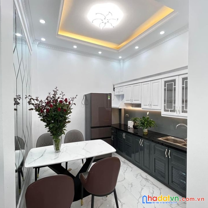 Bán nhà từ liêm-38m-5 tầng-oto đỗ cửa-thoáng sáng-3tỷ