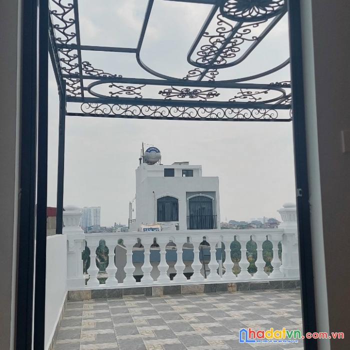 Bán nhà ái mộ, bồ đề 66mx6t thang máy, lô góc, ôtô vào 9.45tỷ tl