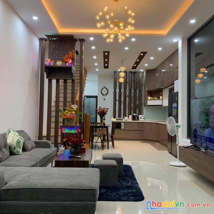 Bán nhà đẹp mỹ đình 32m2, 5 tầng, gía nhỉnh 3 tỷ, 10m ô tô, ngõ thông, full nội thất.