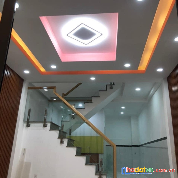 Bán nhà giáp nguyễn hữu cảnh bình thạnh- 40m2, 2 tầng- nhà mới đẹp- chỉ nhỉnh 4 tỷ x