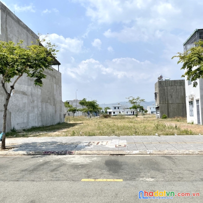 Bán lô góc thoát hiểm đường nguyễn minh khanh, khu tđc bắc hương lộ 10