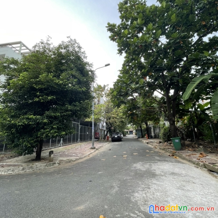 Bán lô đông nam vuông vức đường số 8, kp 4, p. an phú, quận 2, dt: (170m2) giá: 28 tỷ