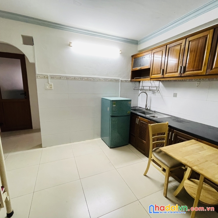 Căn hộ quận 11 full nội thất- 28m2- ko giới hạn người ở- chỉ 4.5 tr