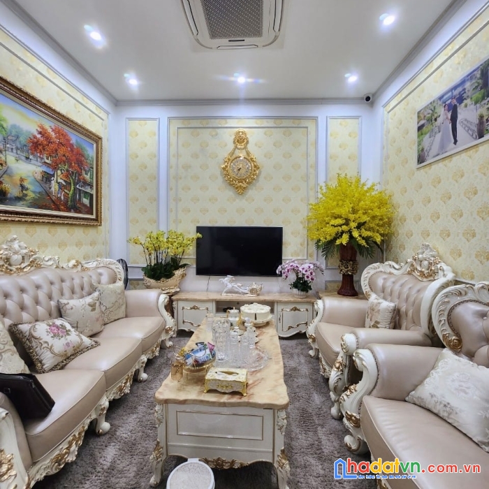 Bán nhà mặt phố vĩnh phúc, nhà đẹp, nội thất sang, thông số vàng 45m2, 12.7 tỷ