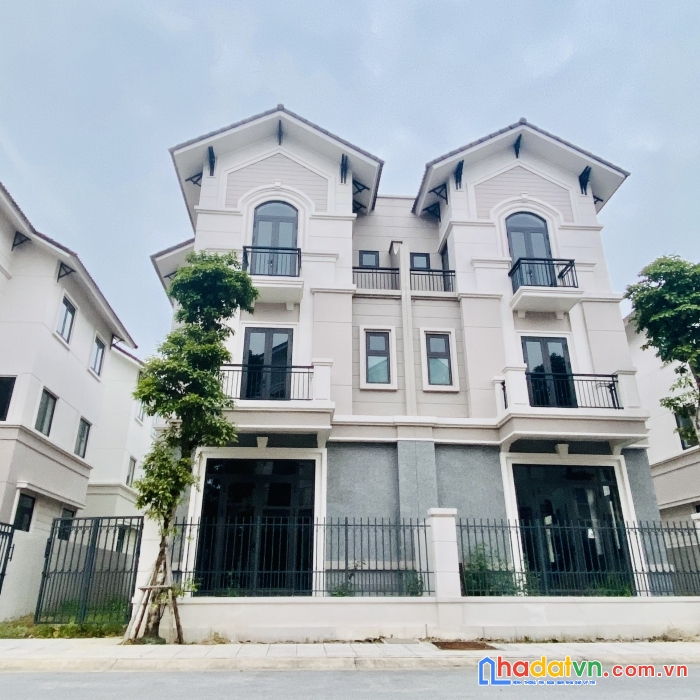 Biệt thự sân vườn hướng nam cách hà nội 12km trung tâm tp từ sơn vsip bắc ninh giá chỉ 7,45 tỷ
