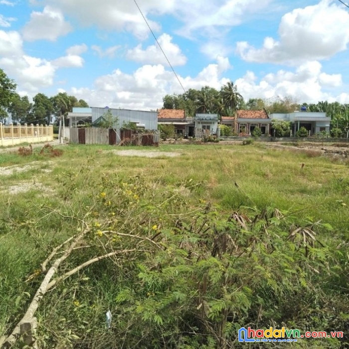 Chủ bán gấp lô đấ thổ cư 600m2 đường xe hơi tới đất sổ riêng