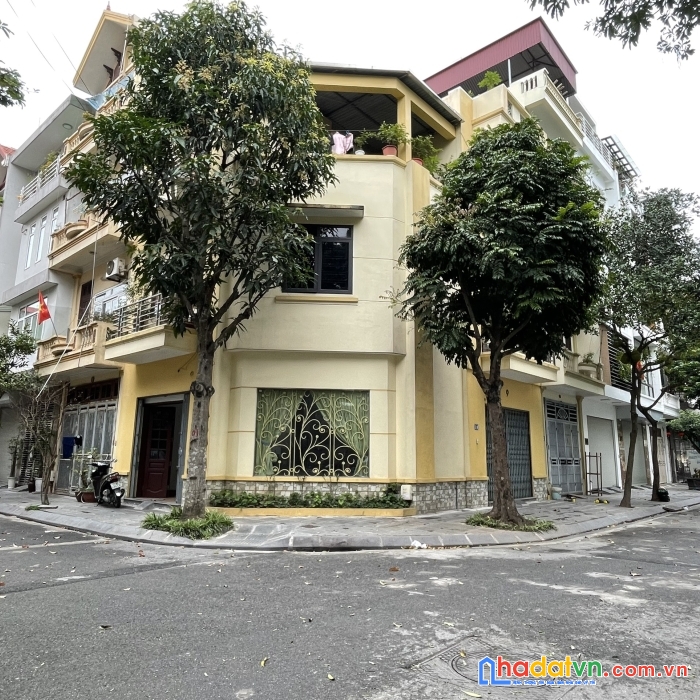 Bán nhà lô góc tái định cư xóm lò đặng vũ hỷ,thanh am,ô tô tránh,vỉa hè,92m, mt15m,11.5 tỷ