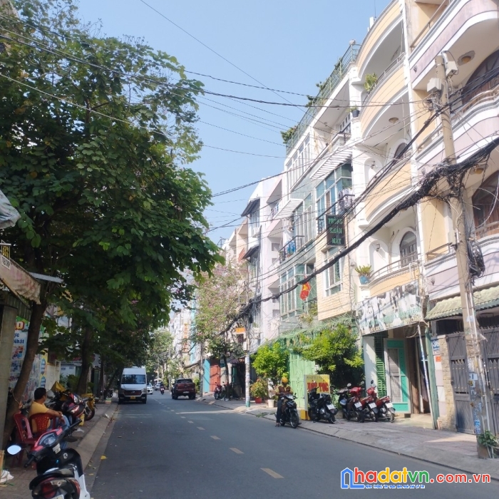 Bán nhà mt kinh doanh   phạm hùng quận8 75m2 5 tấm