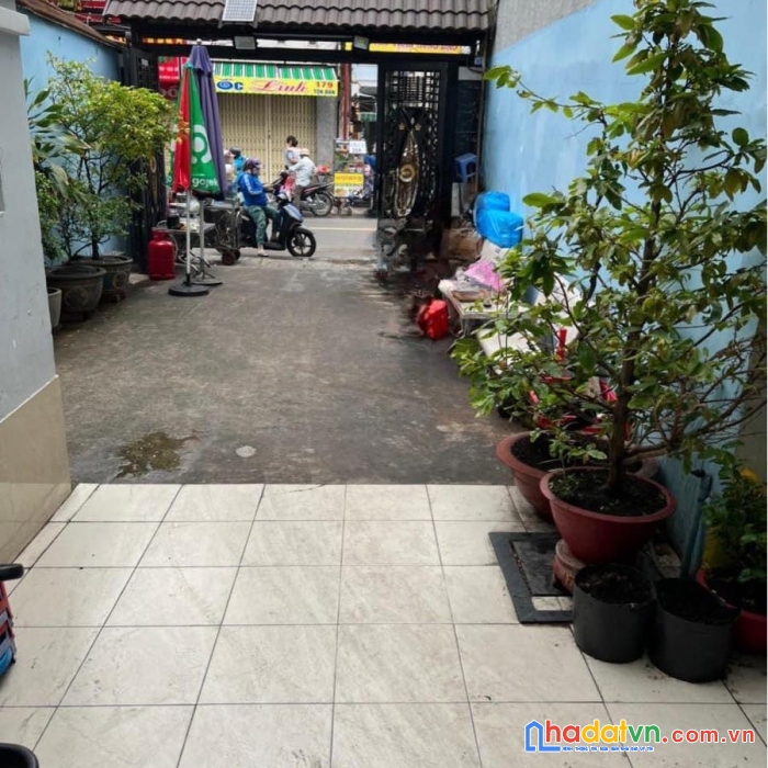 Nhà 5 tầng đầy đủ công năng mặt tiền đường tôn đản quận 4 thuận tiện kinh doanh buôn bán