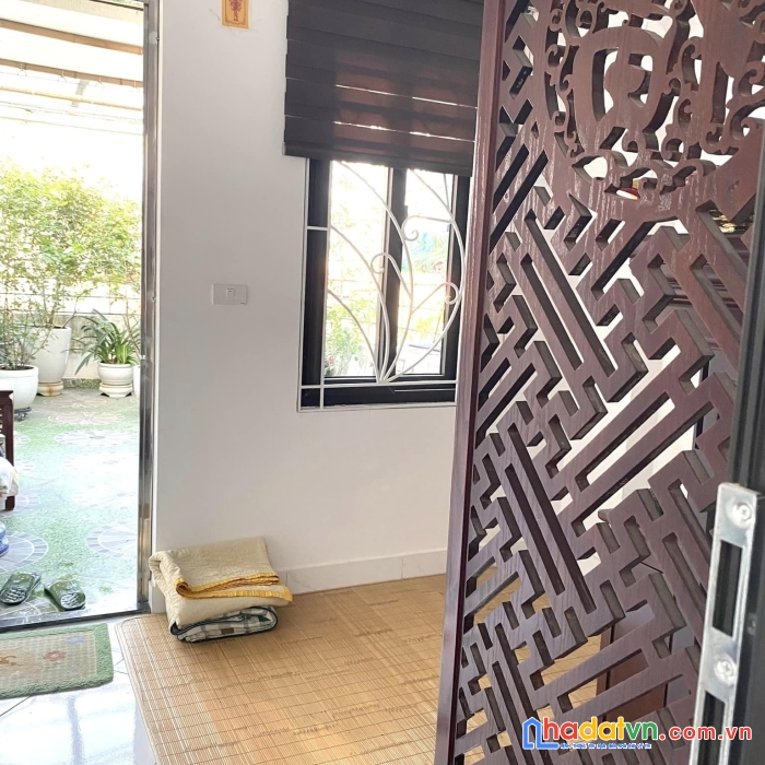 Nhà trường chinh gần phương mai 50m ra phố 88m 3tầng mặt tiền 6.8m 7.3 tỷ