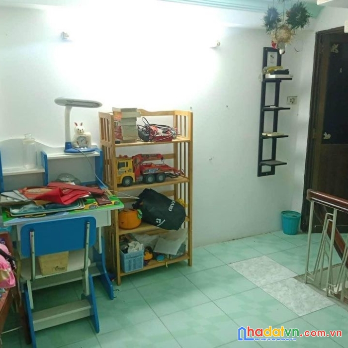 Bán nhà cũ tiện xây mới 60m2 hẻm vip lâm văn bền giá 4,xx tỷ - quận 7