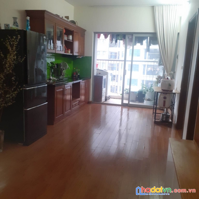 Nhượng 3pn 76m tòa scitech 304 hồ tùng mậu cạnh ngay tòa goldmark city
lh 0394392185