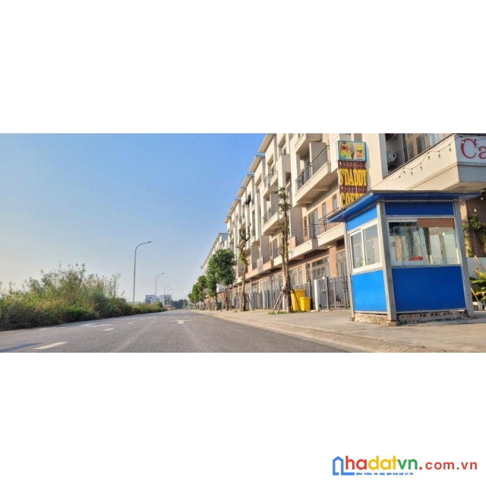 Bán nhà phố chân đế chung cư siêu cấp-giá sốc- khu đô thị vsip0377439313