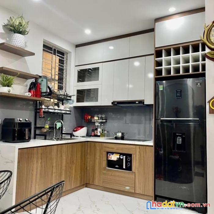 Bán nhà văn cao, 2 thoáng, nông, oto gần, 40m2 sổ x 4t, 3.5 tỷ