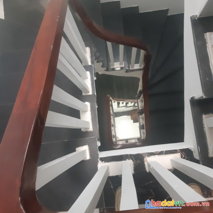 Bán nhà trương định hai bà trưng 35m2 x 5 tầng, mt 3.2m giá 3.65 tỷ