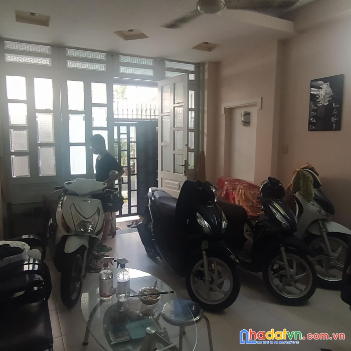 Bán nhà bình thạnh hxh 62m2 ngang 7m 2 tầng 4 phòng ngủ hoàng hoa thám 5.5 tỷ.