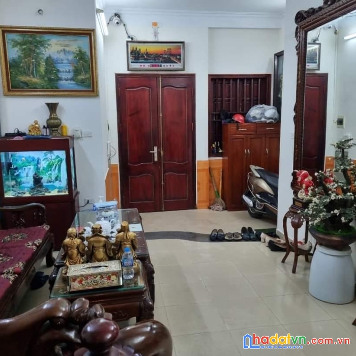Bán nhà núi trúc-ba đình-lô góc-ngõ thông 35m2x5t, giá 4.95 tỷ