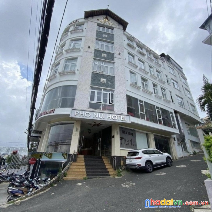 Bán khách sạn phố núi phường 2 đà lạt 639m2