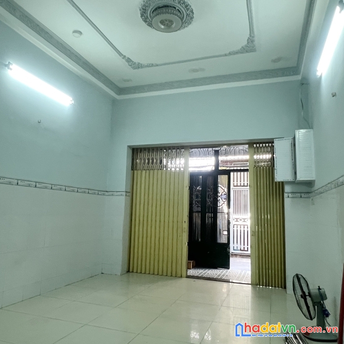Nhà cho thuê 4 tầng âu dương lân p3q8 14triệu/tháng