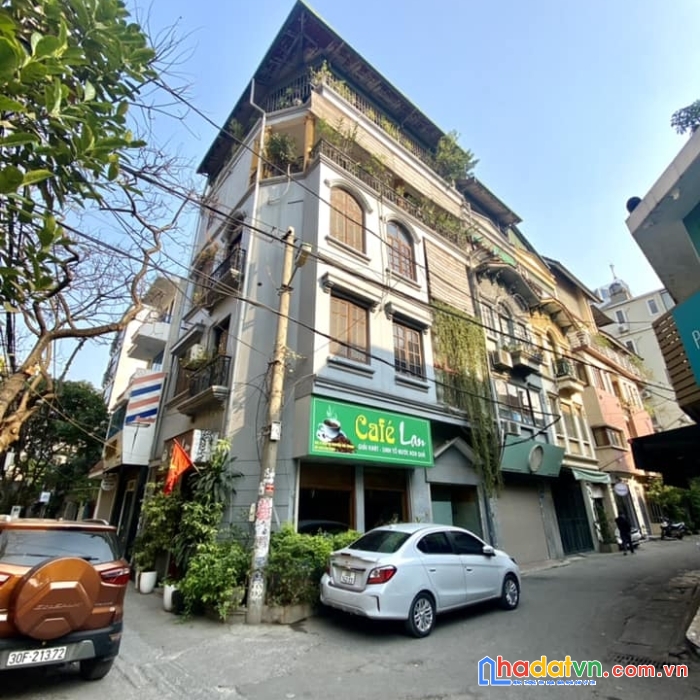 Bán nhà phố nguyễn chí thanh, lô góc, 2 mặt ô tô tránh, 10m ra phố.