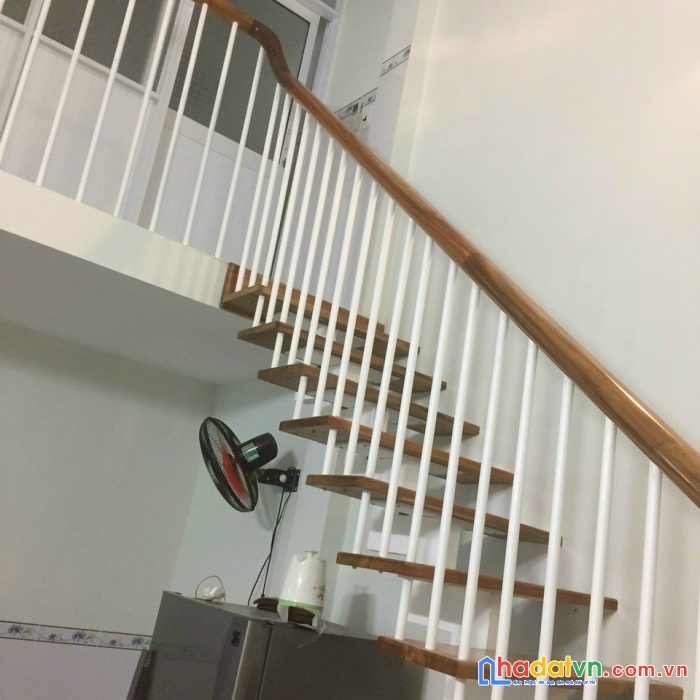 Cho thuê nhà mặt tiền kinh doanh, đối diện bv yhct tân phong, chỉ 6tr/tháng