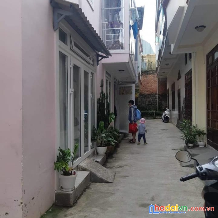 Cho thuê nhà nguyên căn 2 tầng đường hoàng diệu, phường 5, tp đà lạt, lâm đồng