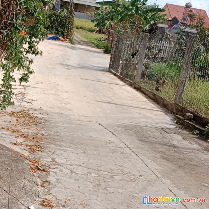 Chính chủ bán lô đất cách đường ql20 hơn 100m thuộc xã hiệp thạnh, đức trọng , lâm đồng
