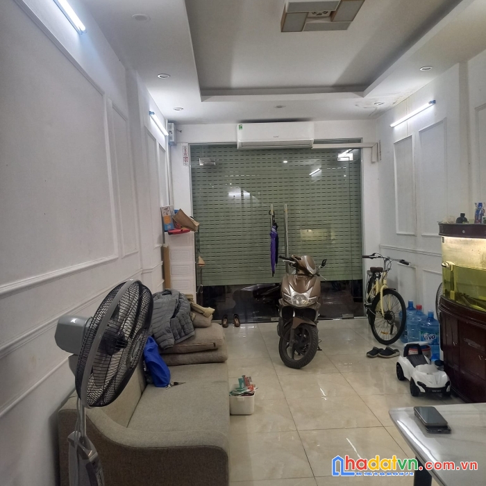 Bán nhà ba đình-50m-lô góc-kinh doanh-ngõ rộng-gía 6tỷ
